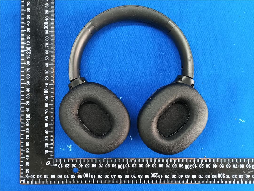 Over-Ear Headphones - FCC ID 2A2P5-OHR837 - Acer Gadget Inc.