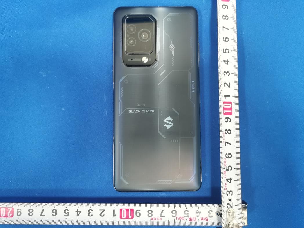 5G Digital Mobile Phone - FCC ID 2A2ZHKTUS-H0 - Blackshark Technologies (Nanchang) Co., Ltd.