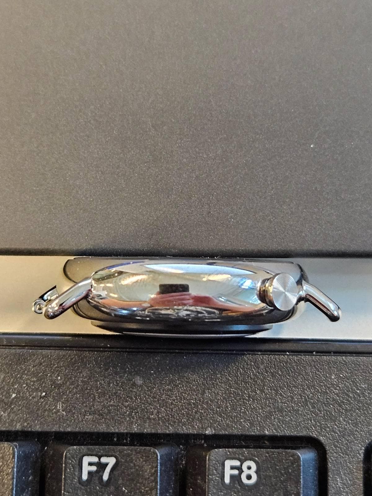 Bluetooth bracelet - FCC ID 2A35XSB - NOWATCH BV