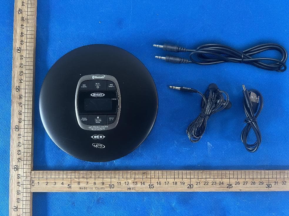 PERSONAL BLUTOOTH CD PLAYER WITH FM RADIO - FCC ID 2A38HCD60RBTEB - Jenmart Industrial (HK) Co., Limited