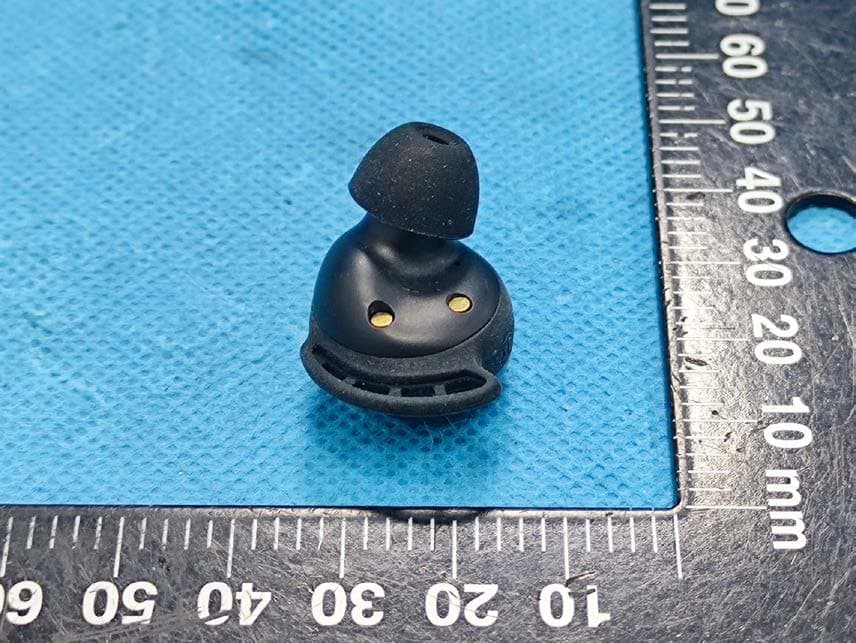 TRUE WIRELESS EARBUDS - FCC ID 2A3EN-TO591A1 - Dongguan feitianqi Trading Co., Ltd