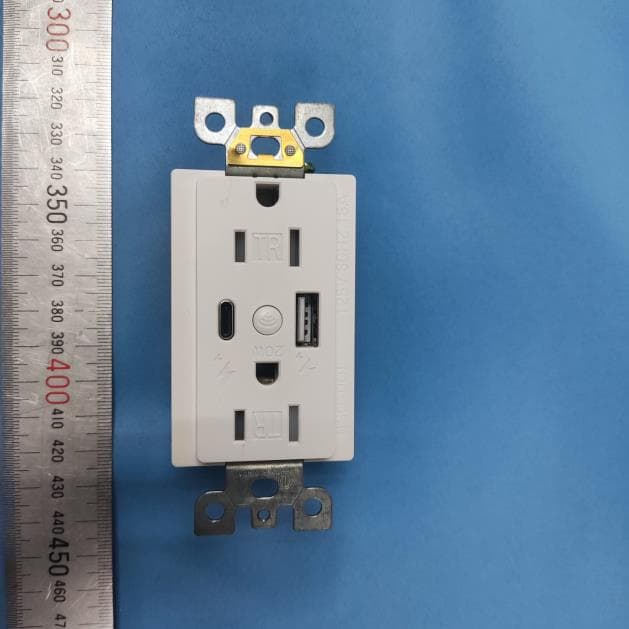 Smart Wall Outlet - FCC ID 2A3RZ-BSG-001 - Jiangsu Barep Smart Technology Co., Ltd