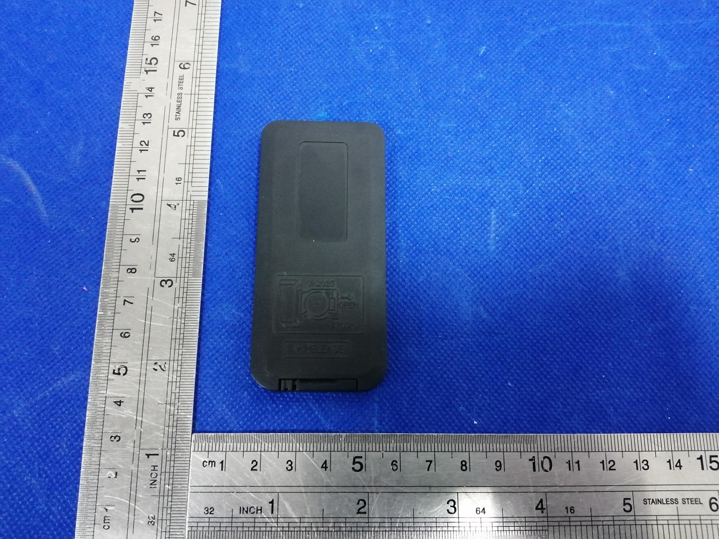 Wireless RF Controller Addressable RGB Lights - FCC ID 2A4G2-AG-NEON - Shenzhen Airgoo Technology Co., Ltd.