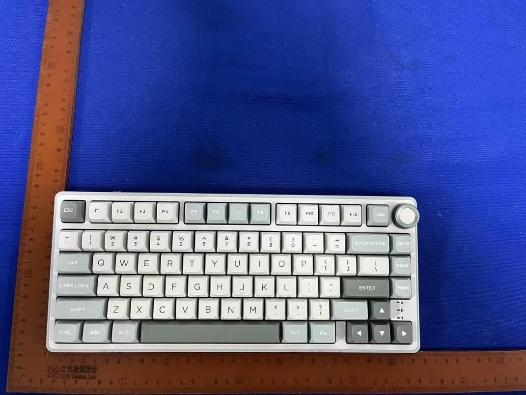 Mechanical keyboard - FCC ID 2A4MQ-R75 - Jingheng Tengwei (Huizhou) Electronic Technology Co., Ltd.