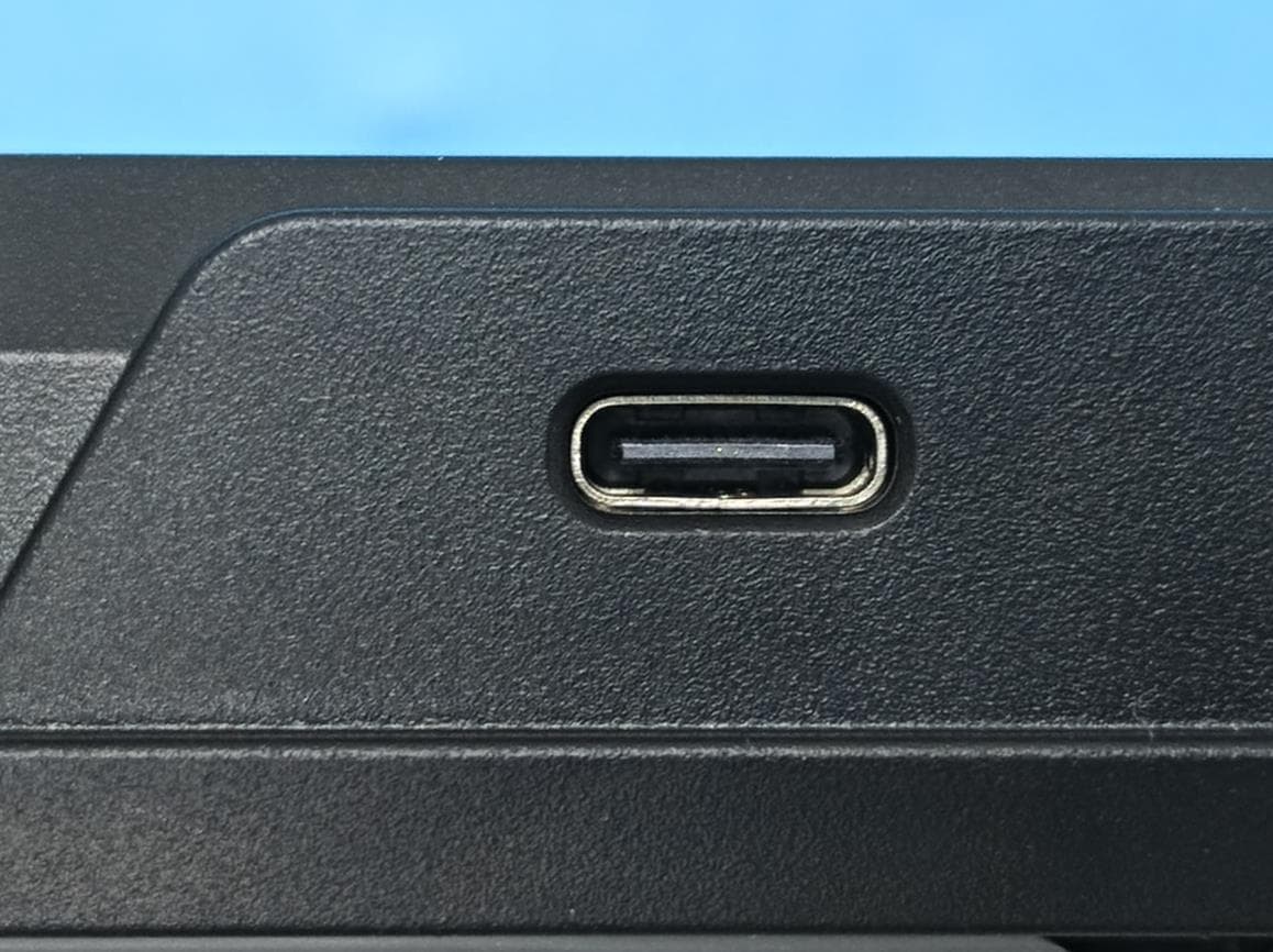 Magnetic Mechanical Keyboard - FCC ID 2A4MQ-RKA72HE - Jingheng Tengwei (Huizhou) Electronic Technology Co., Ltd.