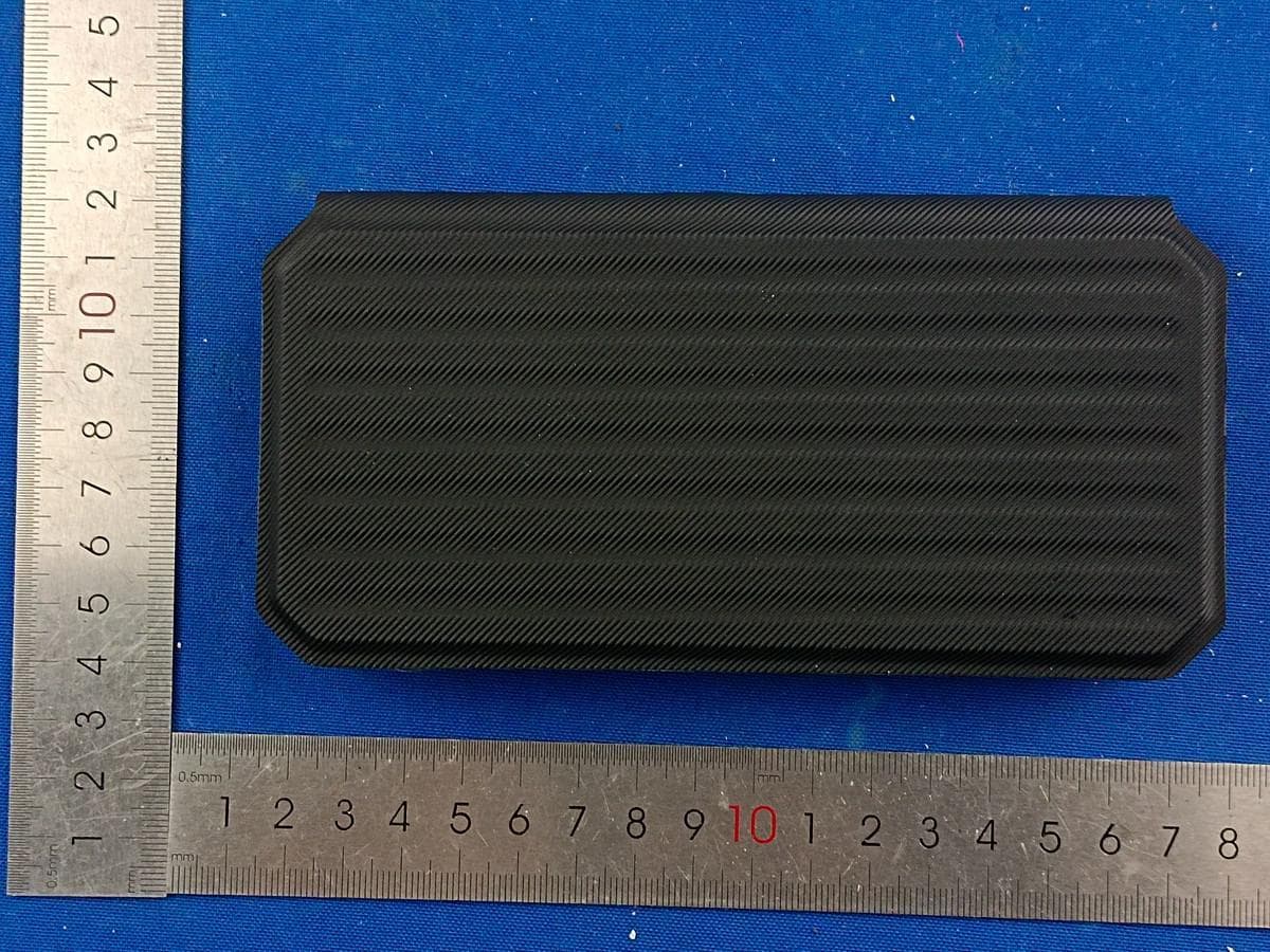 Travel / Desktop Wireless Charger - FCC ID 2A4MY-WTP01 - Urban Armor Gear, LLC.