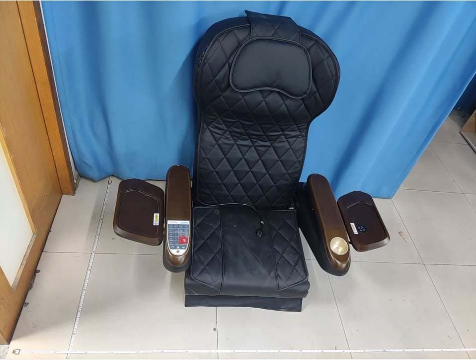 Spa Massage Chair - FCC ID 2A4VU-G600-8 - iRest Health Science and Technology Co., Ltd.