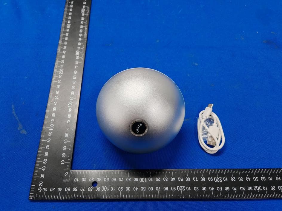 Long Distance Touch lamps - FCC ID 2A5H8-M1 - Shen Zhen Shi Pulomi Trading Co., Ltd
