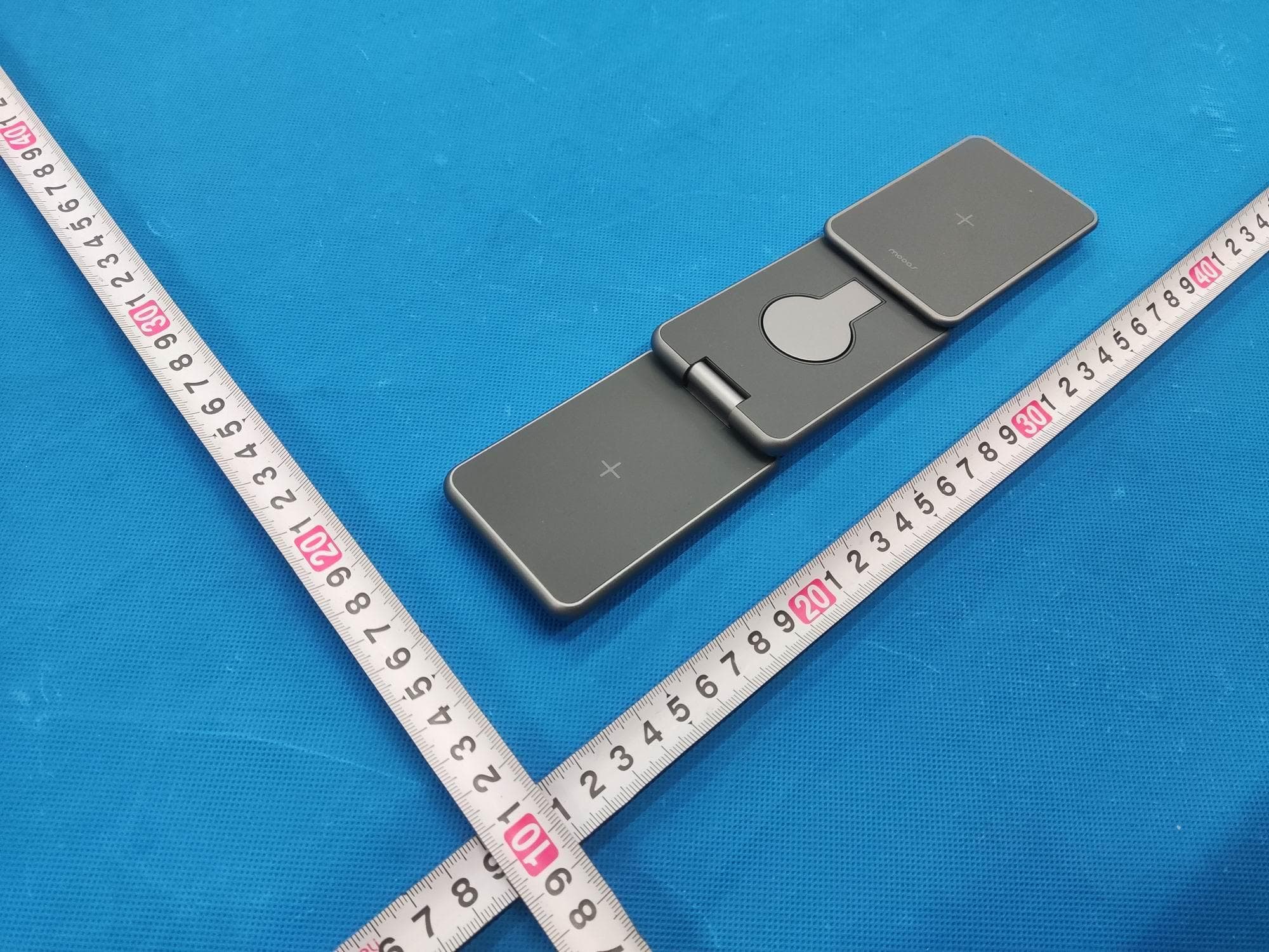 15W Foldable 3IN1 magsafe wireless charge - FCC ID 2A5K5-MWCS5 - Mooas Inc.