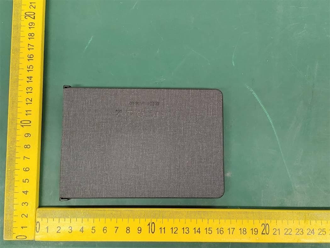 Bluetooth folding keyboard - FCC ID 2A5ZGBT-1505 - Shenzhen Donar Electronic Technology Co., LTD