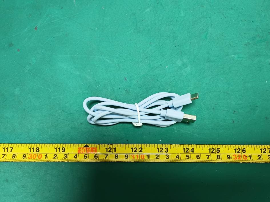 Desk Pad - FCC ID 2A65Q-IWWC01 - I WORLD GLOBAL WHOLESALE, LLC