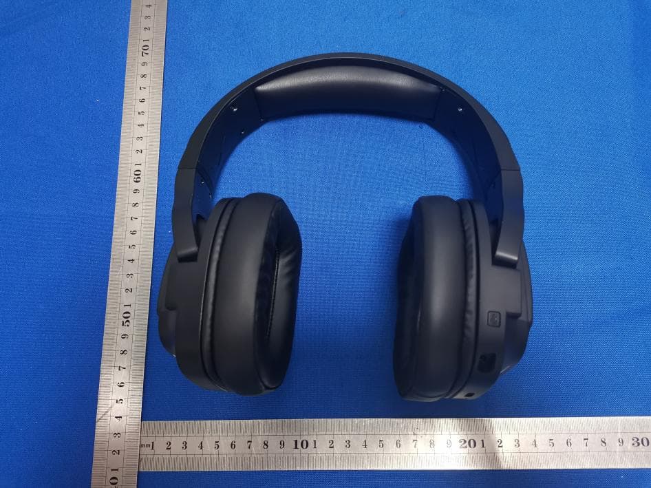 G926 headset - FCC ID 2A75QG926 - Guangzhou Weijunda Network Technology Co., Ltd.