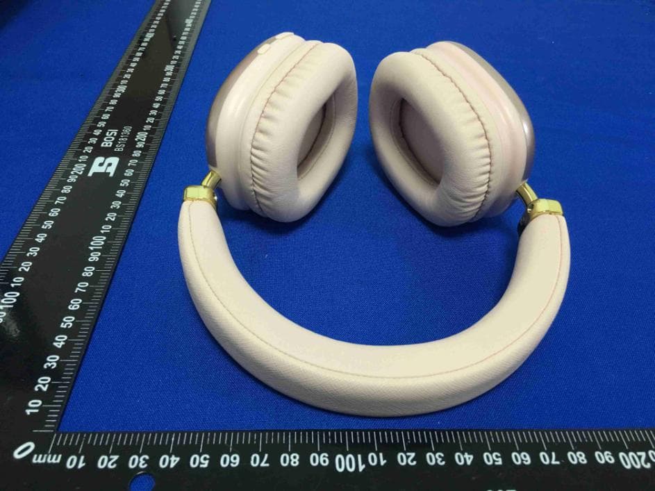 WIRELESS HEADPHONES - FCC ID 2A7J2-GUBHK1 - CG Mobile SAS