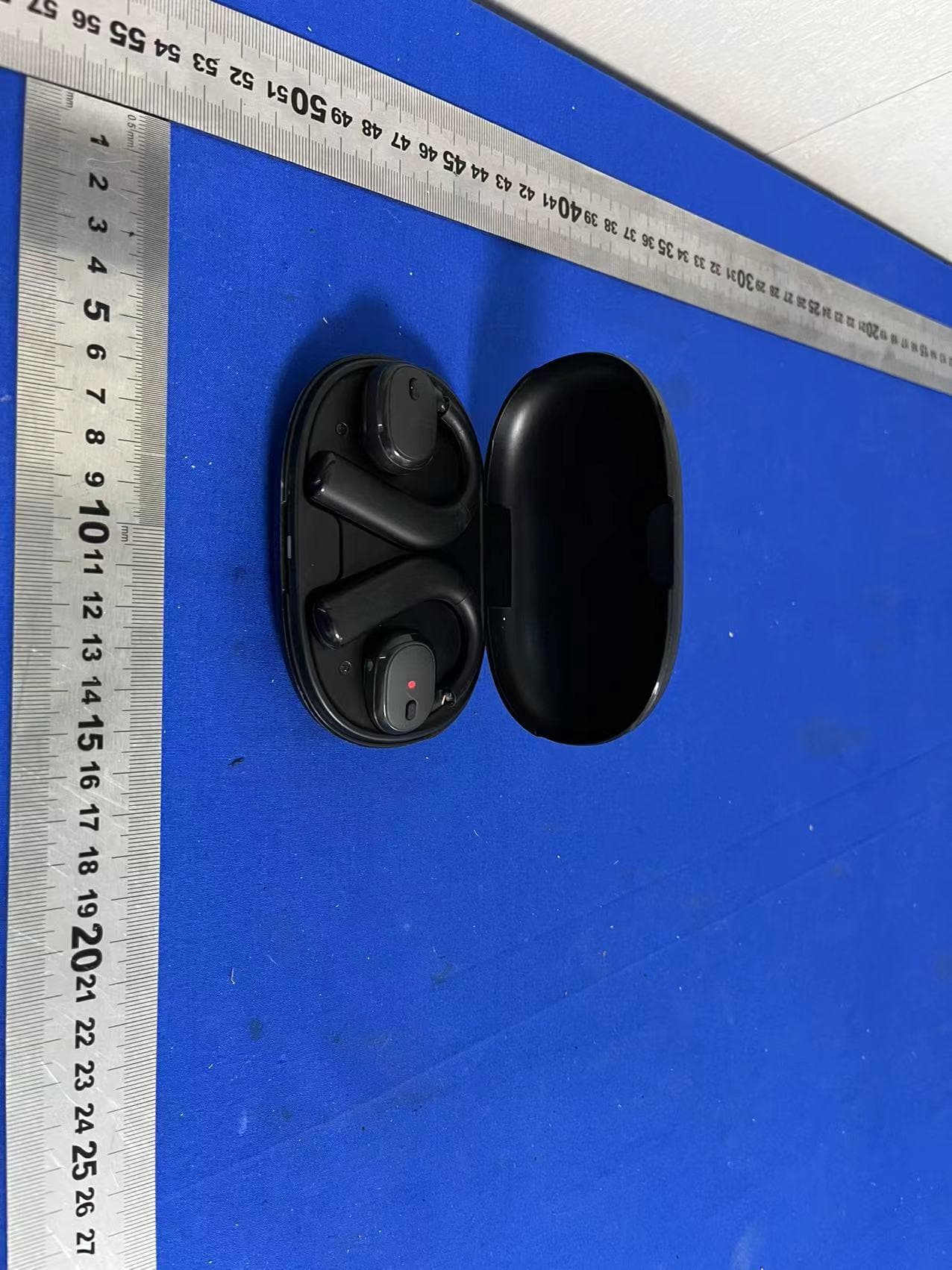 True Bone Conduction TWS Bluetooth Sports Headphones - FCC ID 2A7R9-GD01 - Shenzhen Bone Conduction Technology Co., Ltd.