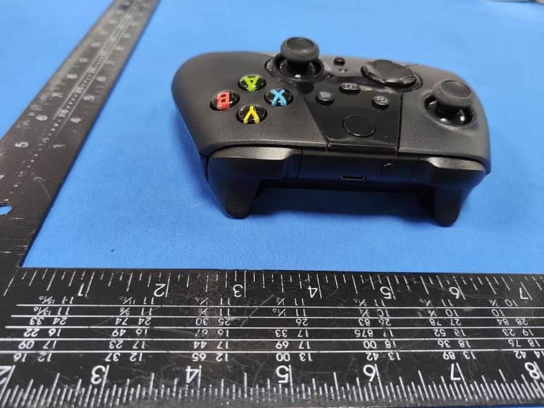 Wireless Gaming Accessory Controller - FCC ID 2A7V2-ALGWL001 - dongguanbeimeishiyetouziyouxiangongsi
