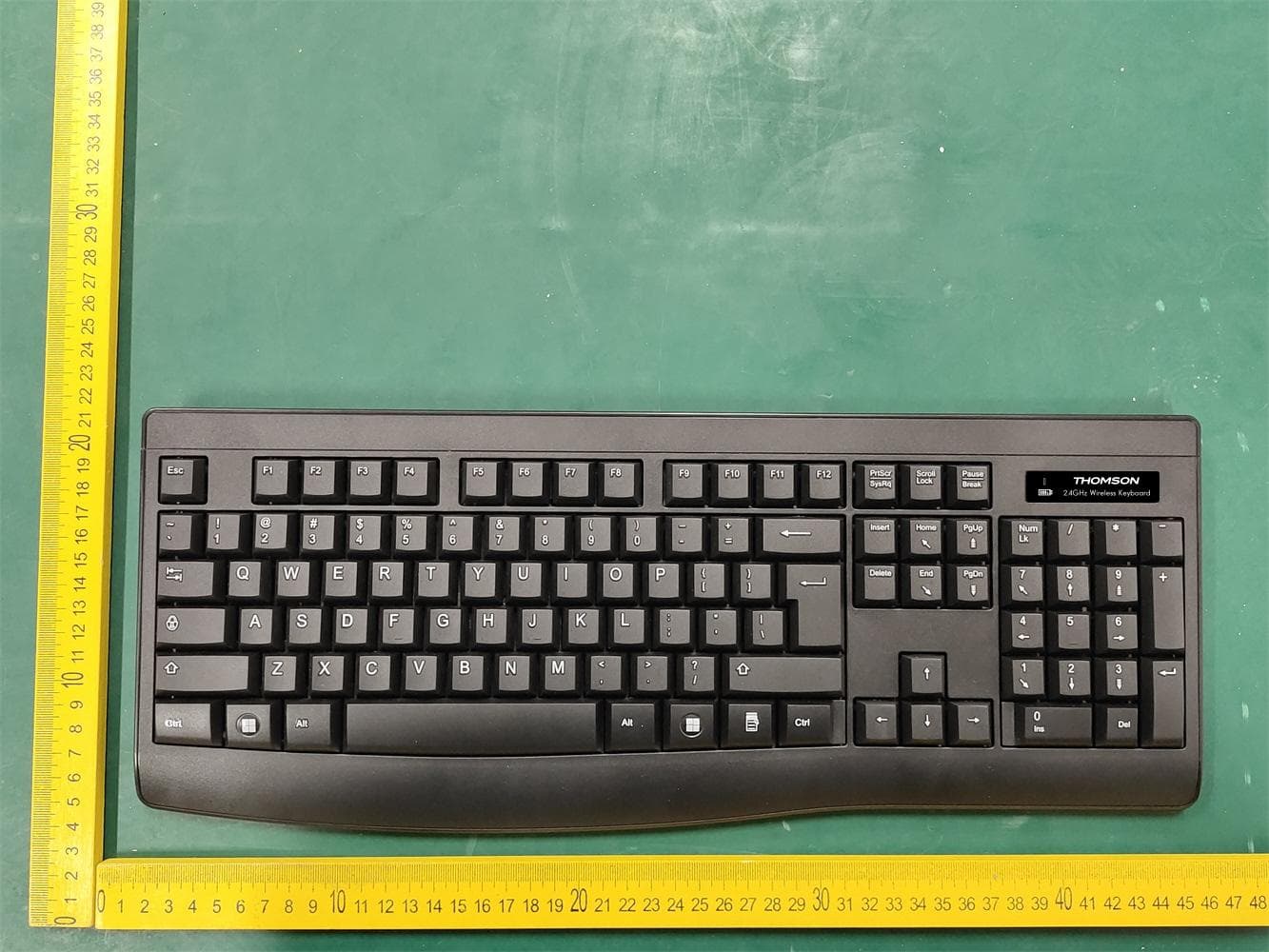 2.4Ghz Wireless Keyboard - FCC ID 2A82D-KYB - Metavisio SA