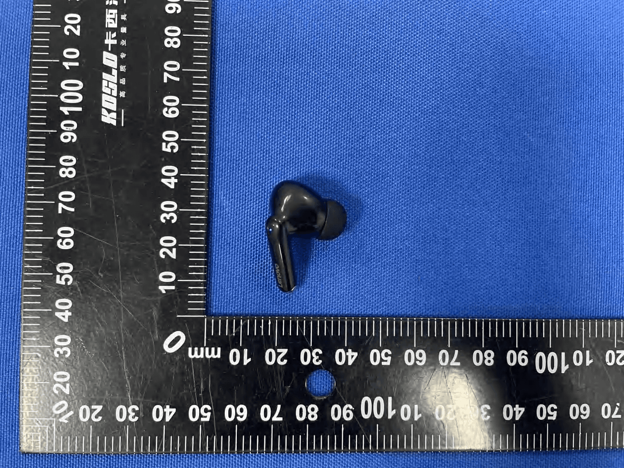 True wireless bluetooth headset - FCC ID 2A83K-XT88 - Shenzhen xiaoma supply chain technology co., ltd