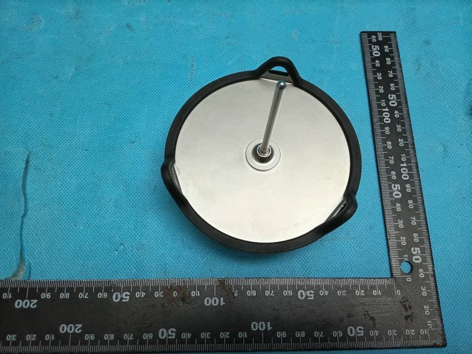 Giant Grill Gauge with Heat Deflector, Giant Grill Gauge with Heat Shield, Heat Deflector, Heat Shield, Grill Gauge Green With Heat Deflector - FCC ID 2A88P-1007 - Combustion LLC (DBA Combustion Inc)