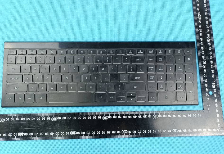 Wireless keyboard - FCC ID 2A8BYRJ-758 - Dongguan RuiJun Electronic CO. Ltd