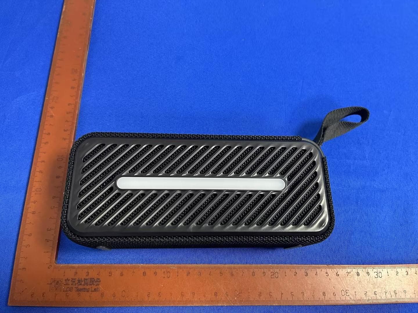 Bluetooth Speaker - FCC ID 2A8DO-K-590S - Guangzhou Wesdar Electronic Technology Co.,Ltd