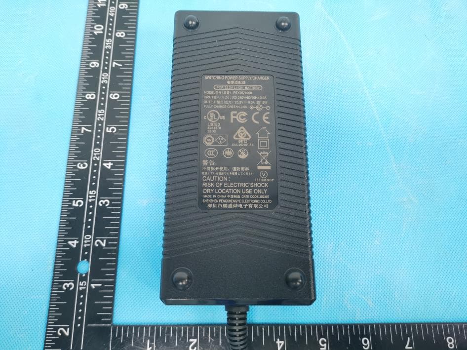 Power Station - FCC ID 2A8F6-PS151032 - DEENO Energy Technology Co., Ltd.