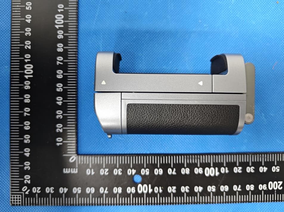 Versatile Selfie Grip - FCC ID 2A8ME-P1MP01 - Shenzhen Telesin Digital Ltd