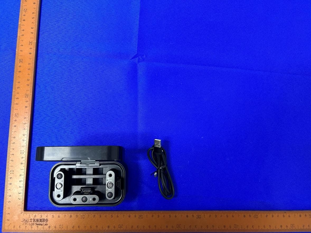 Wireless Lavalier Microphone - FCC ID 2A8SQ-C2 - ShenZhen ZhiWei Technology Co., Ltd