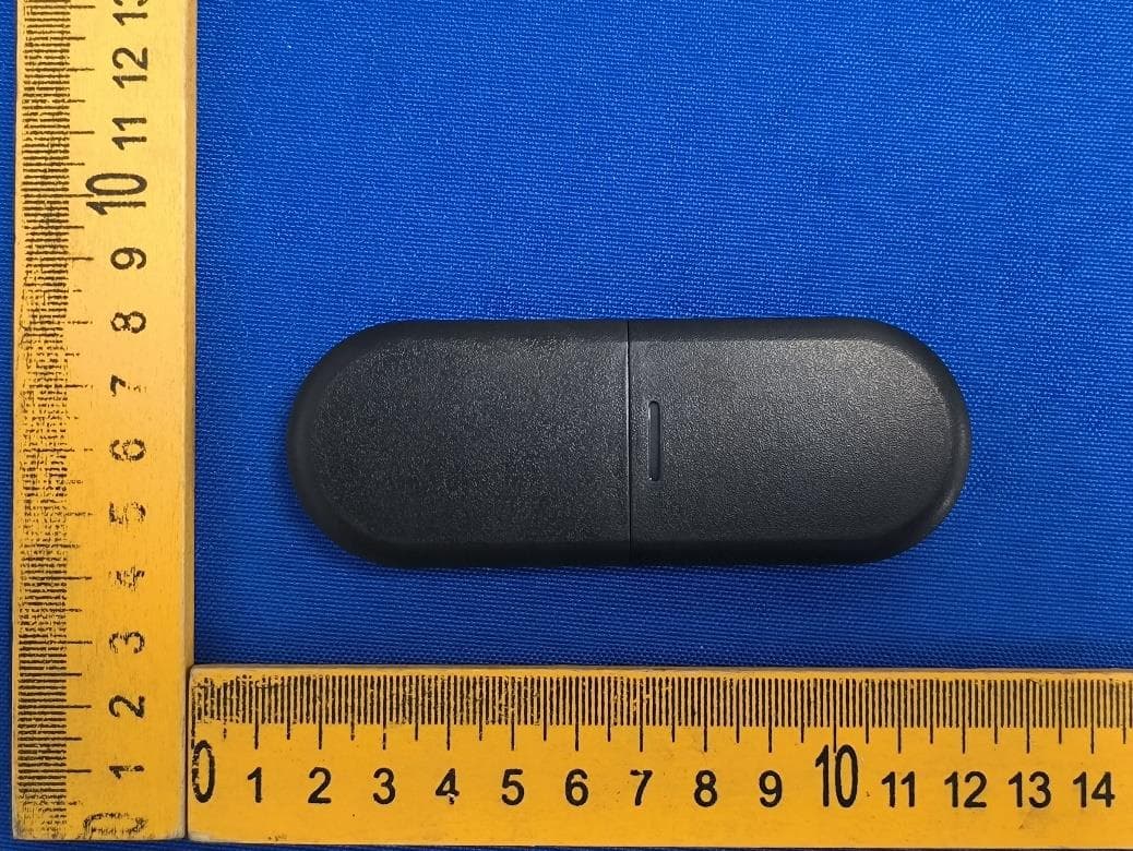 Remote Controller - FCC ID 2A8UT-URRCS02 - Shenzhen Yile Dynamic Technology Co., LTD.