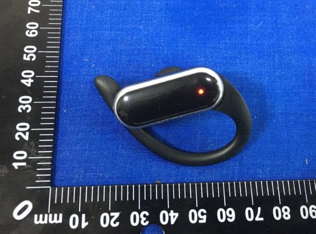 Ear mounted Bluetooth headset - FCC ID 2A93Y-C8 - Shenzhen Futianda Electronics Co.,Ltd
