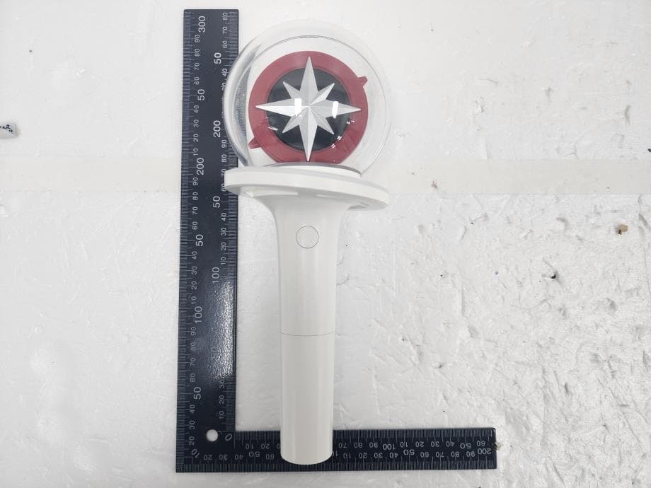STRAYKIDS LIGHT STICK V2 - FCC ID 2A95E-SKZV2 - 3plus Ltd.