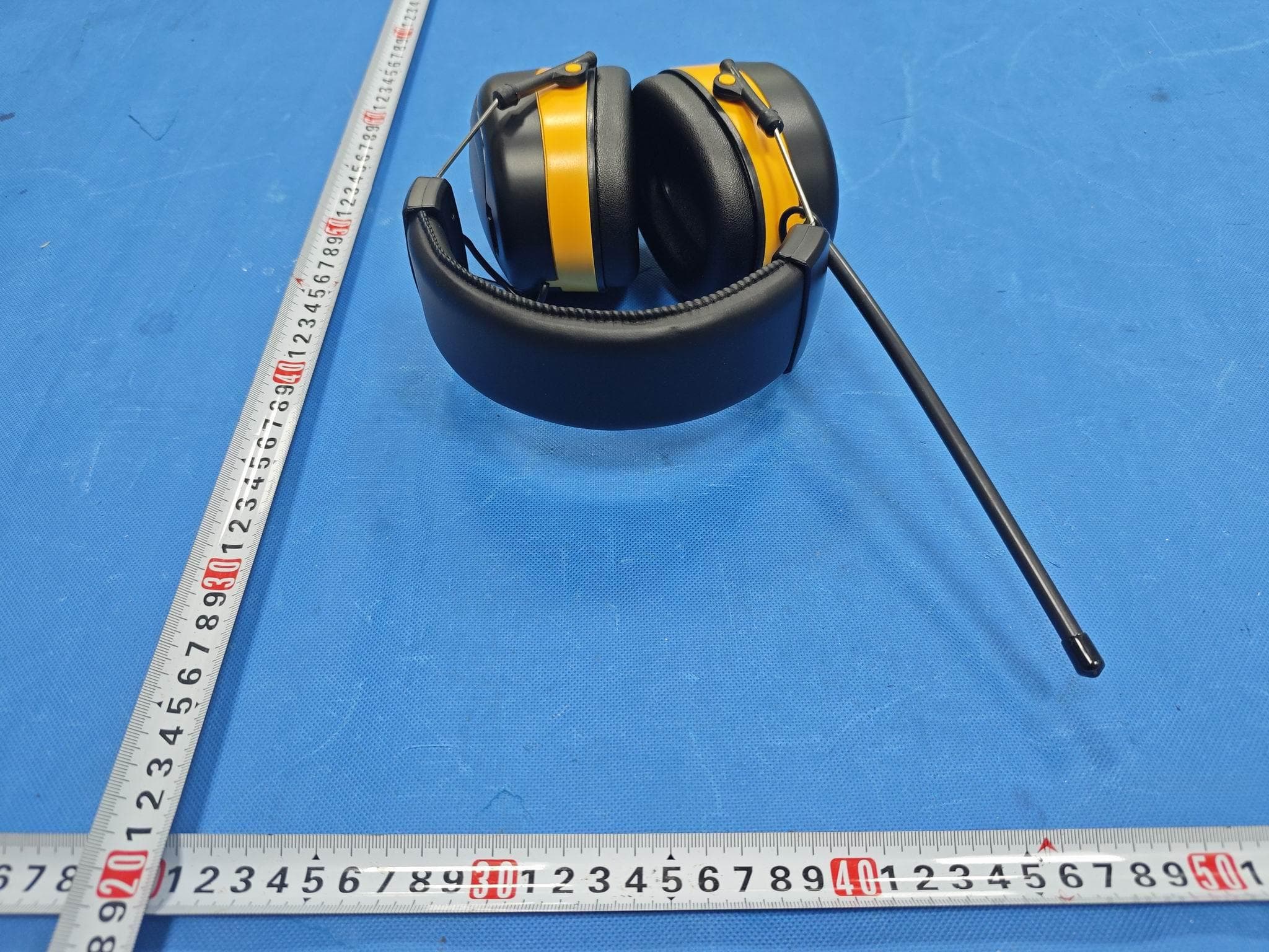 Earmuff - FCC ID 2A9H3-EM6065 - Dongguan City jin Sheng Electronic Technology Co,Ltd