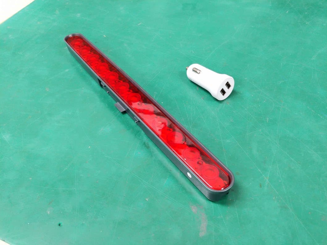 Brake light - FCC ID 2A9HA-BM-100 - UNITED SAFETY FRONT BRAKE LIGHT LLC