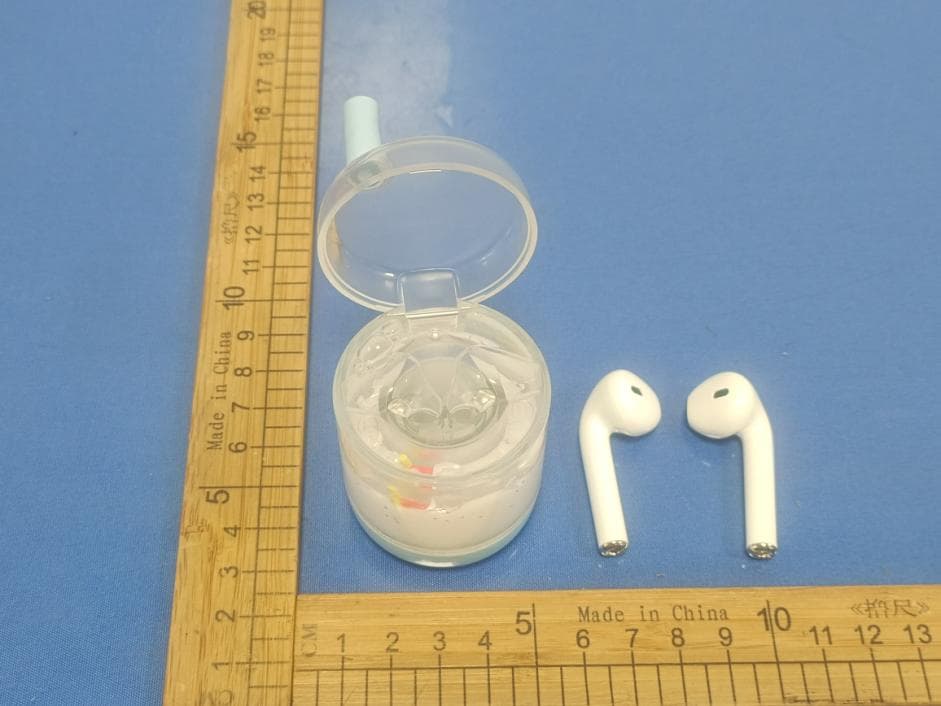 WIRELESS EARBUDS - FCC ID 2A9QP-50007015-BT - ORBIT INNOVATIONS LLC