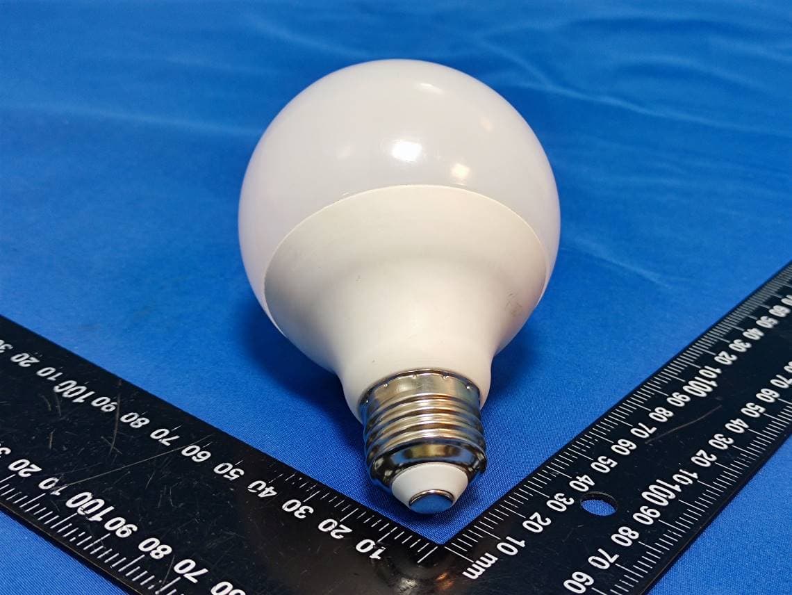 LED LAMP - FCC ID 2A9YKG259WRGBTW - Pure Edge Lighting LLC.
