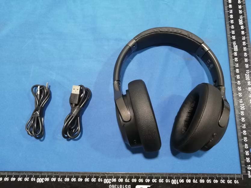 Wireless Headphones - FCC ID 2AA7X-WH202A - Shenzhen Compoka Electronic Technology Co., Ltd