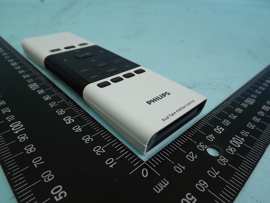 Dual Face Motion Remote Control - FCC ID 2AADIKWR1018M0 - HCS (Suzhou) Limited