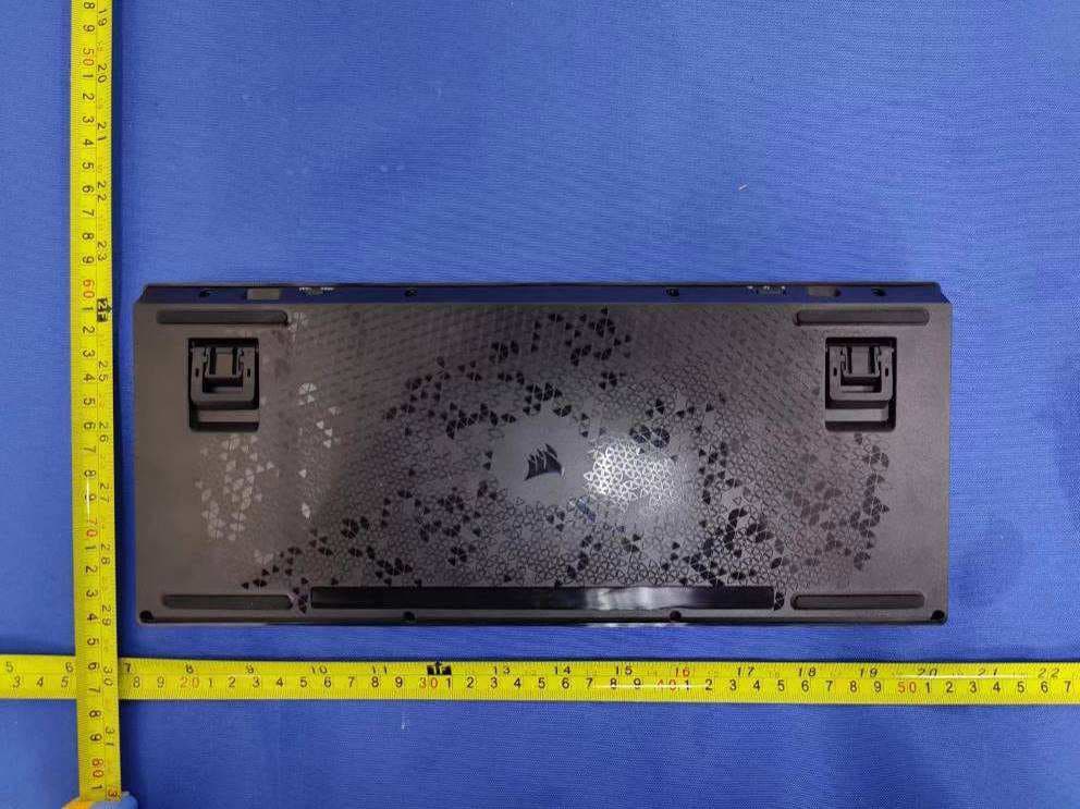 Keyboard - FCC ID 2AAFMRGP0156 - Corsair Memory, Inc.