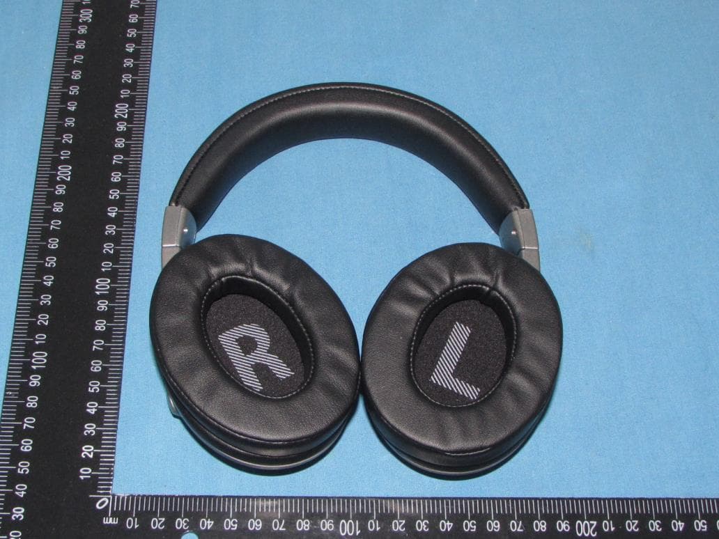 ANC Bluetooth headphone - FCC ID 2AAHX-NC-1031 - iLike Electronics Co., Ltd.