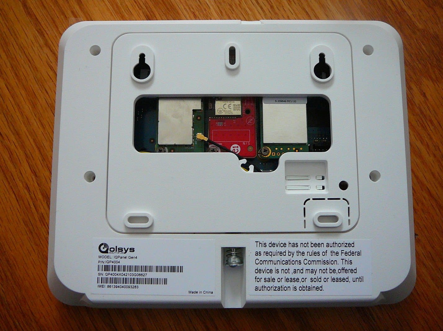 Zwave 800 Radio - FCC ID 2AAJXQS-IQP4Z - Qolsys, Inc.