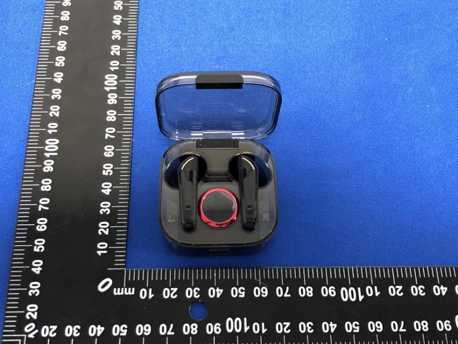 TWS STEREO BLUETOOTH EARBUDS WITH ACRYLIC CASE & DIGITAL DISPLAY - FCC ID 2AAPK-PEB700 - Shenzhen Kingsun Enterprises Co., Ltd.