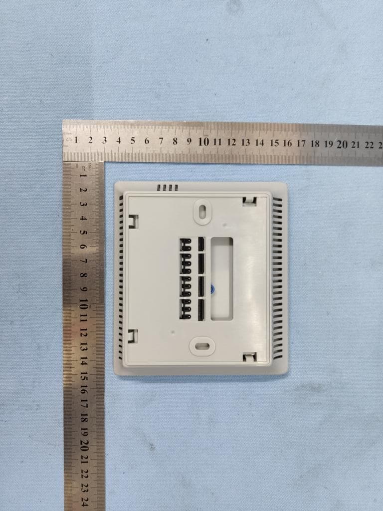 Z-Wave Thermostat - FCC ID 2AAUQ-NSCZT01 - Computime Ltd.