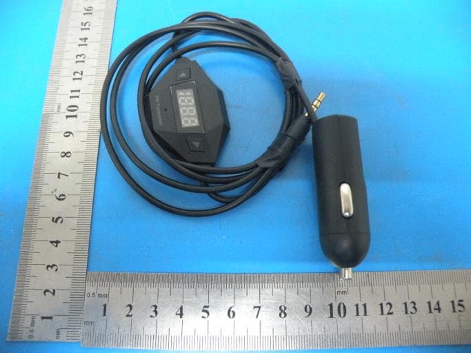 Universal FM transmitter - FCC ID 2AAYMCS-013 - ShenZhen Minsuo Imp&exp Co., Ltd
