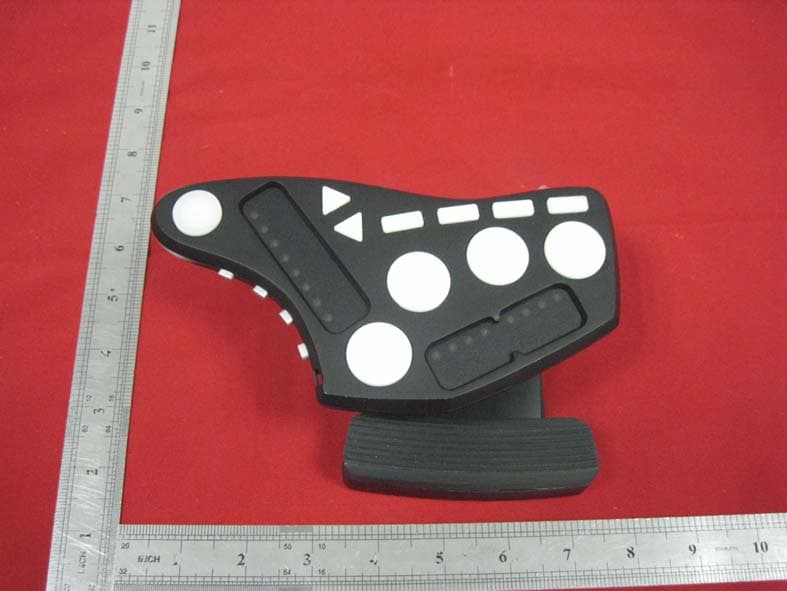 Livid Guitar Wing 1 - FCC ID 2AB3B-GUITAR-WING - Viditar Inc.