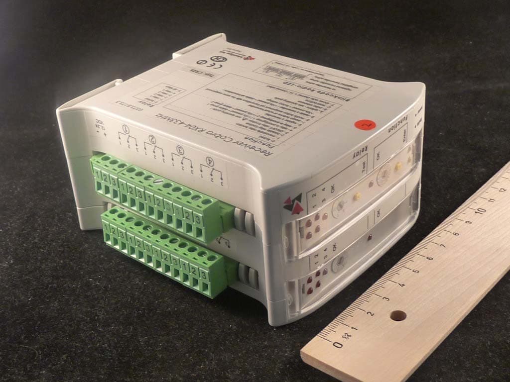Cobra 100 - FCC ID 2AB65COBRA100RXCR2S - Schmidiger GmbH