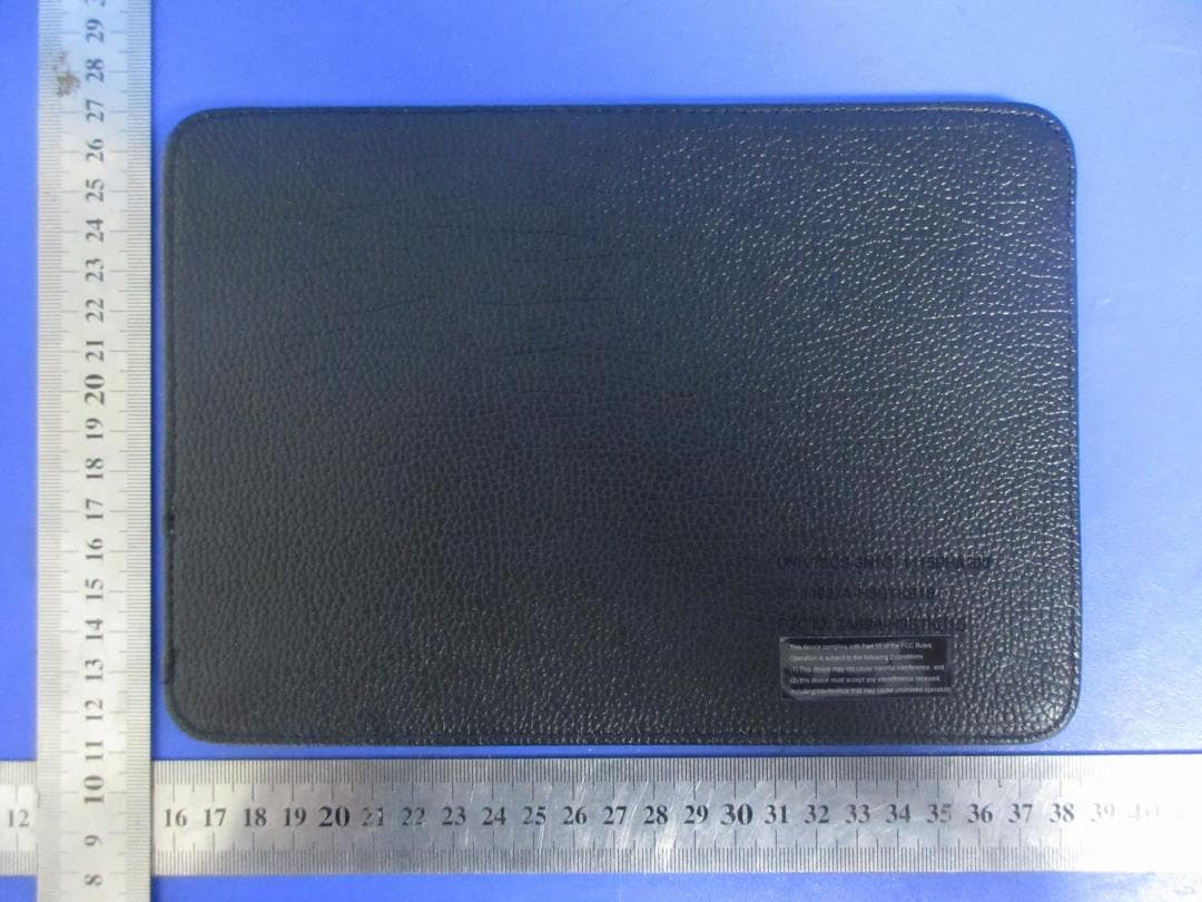 Bluetooth Keyboard - FCC ID 2AB9A-HSBTKB15 - THINKMAX TECHNOLOGIES INC.