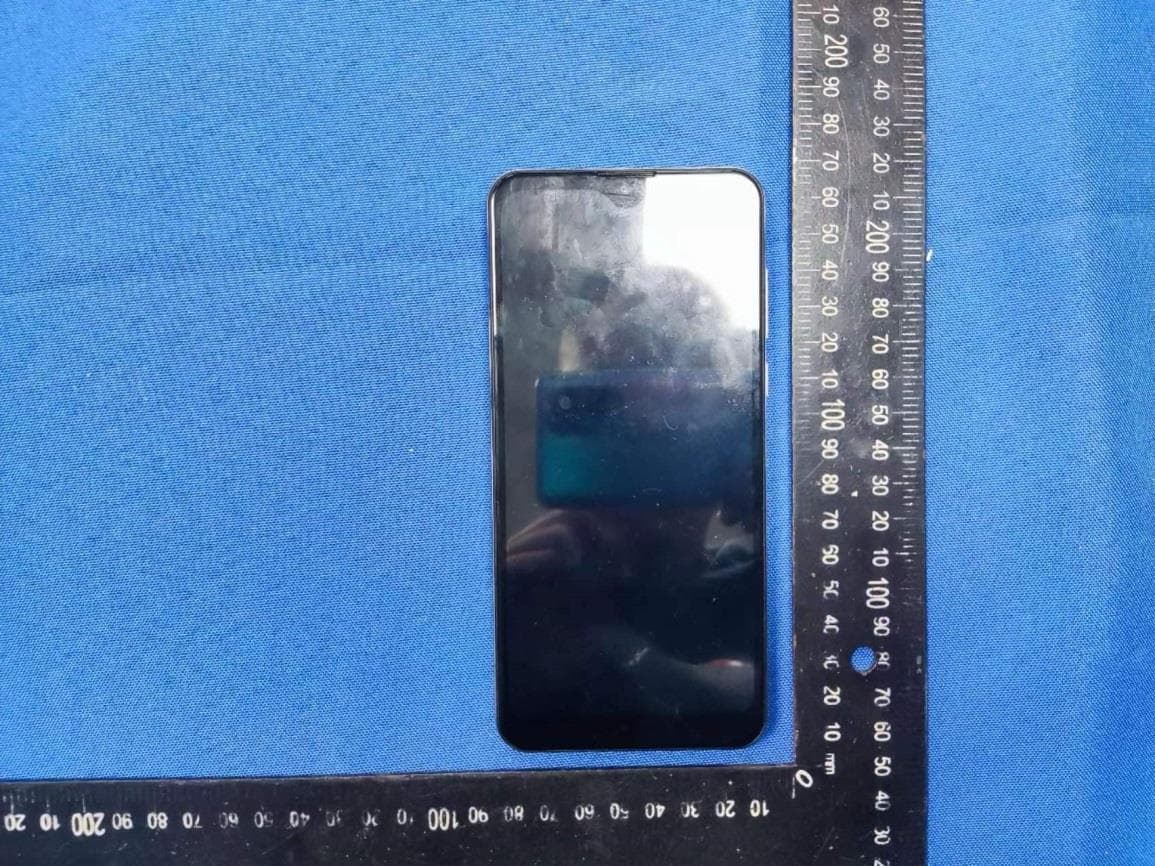 Smart Phone - FCC ID 2ABOSSKYB63 - Sky Phone LLC