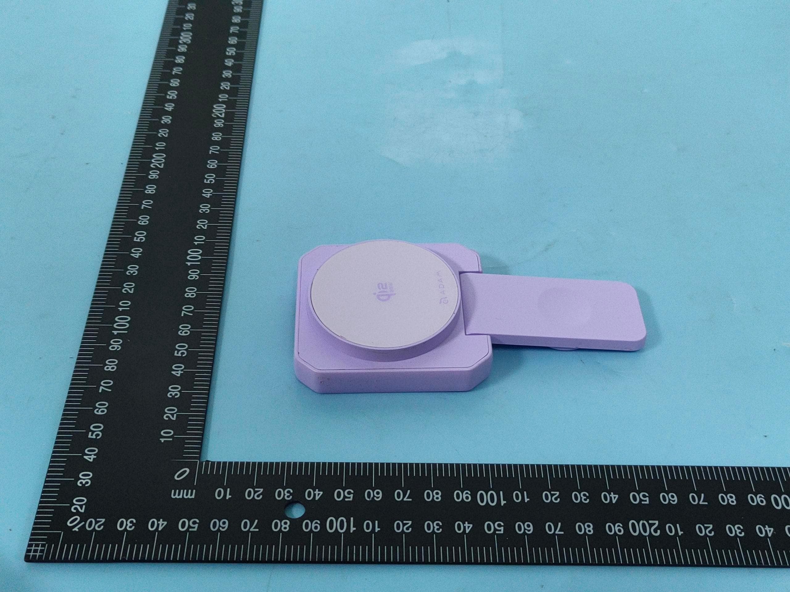 Qi2 25W 2-in-1 Pocket Charging Stand - FCC ID 2ABY9MAG-25 - Adam Elements International Co., LTD.