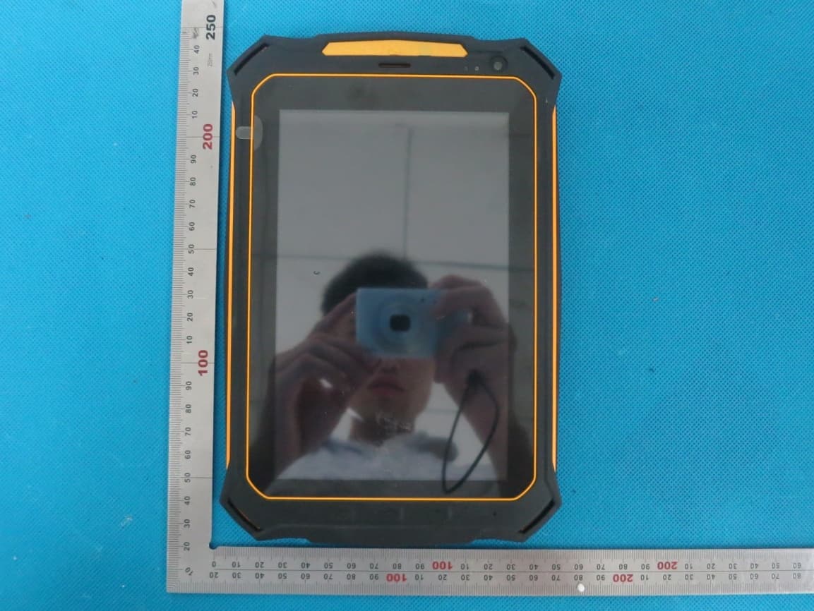 Tablet PC - FCC ID 2ACUBCT7 - Cedar Tree Technologies