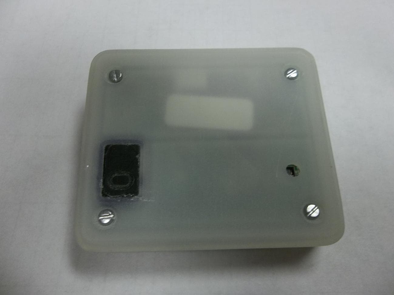 Ambient Temperature Logger - FCC ID 2AD9R-CO1401 - Controlant ehf