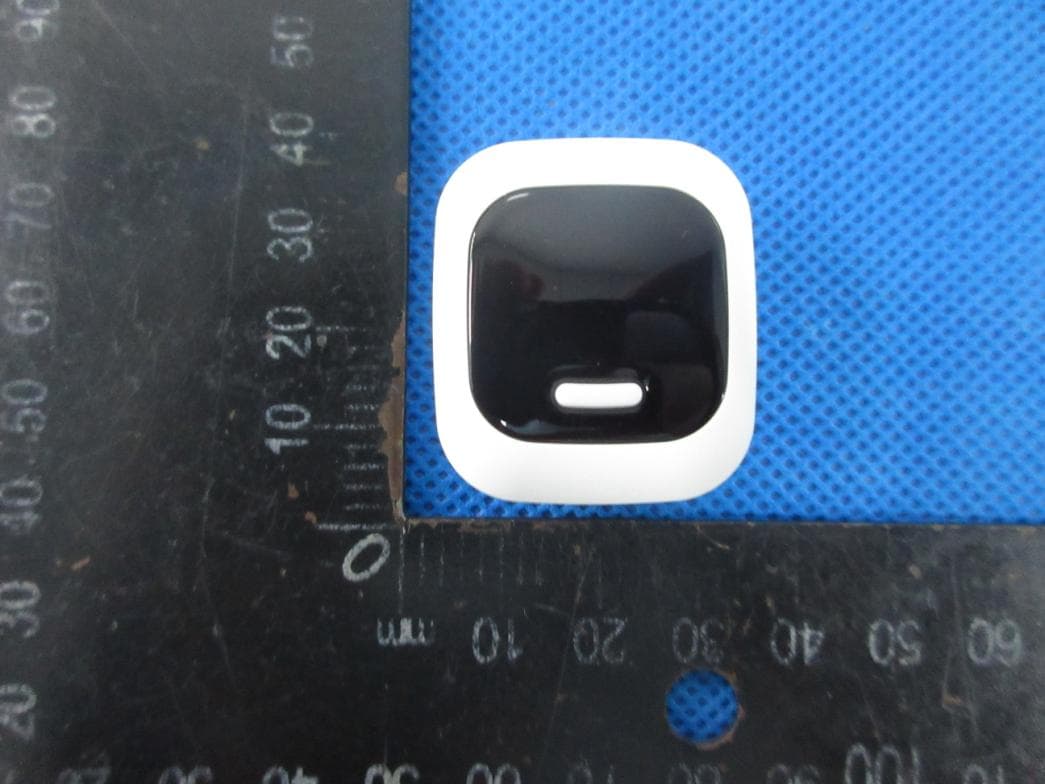Asset Tag 2 Mini - FCC ID 2ADAO-KHWBC503F001 - Kontakt Micro-Location Sp. z o.o.